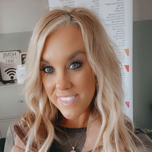 Meet your Posher, Christy